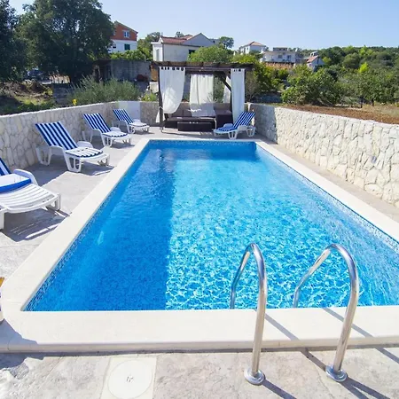 Apartman With A Swimming Pool Gustirna, Trogir - 11703