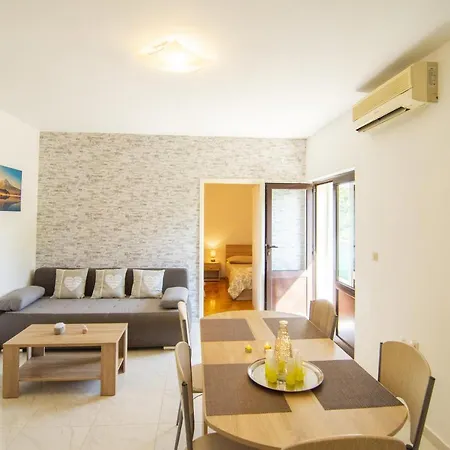 Apartman With A Swimming Pool Gustirna, Trogir - 11703