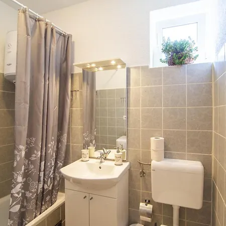 Apartman With A Swimming Pool Gustirna, Trogir - 11703