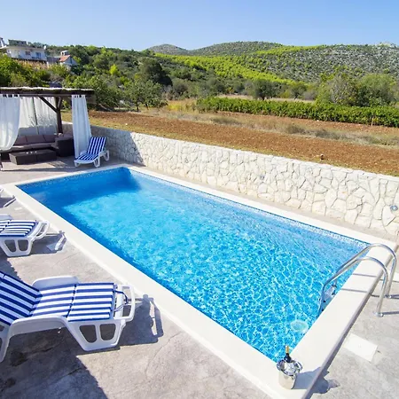 Lejlighed With A Swimming Pool Gustirna, Trogir - 11703