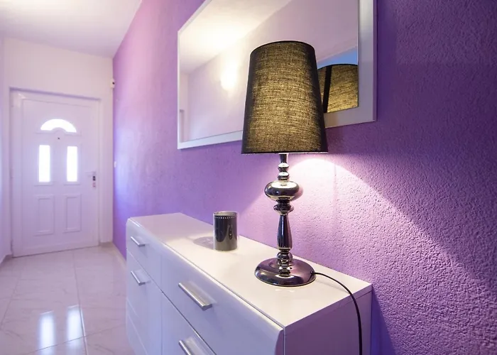 Lejlighed With A Swimming Pool Gustirna, Trogir - 11703