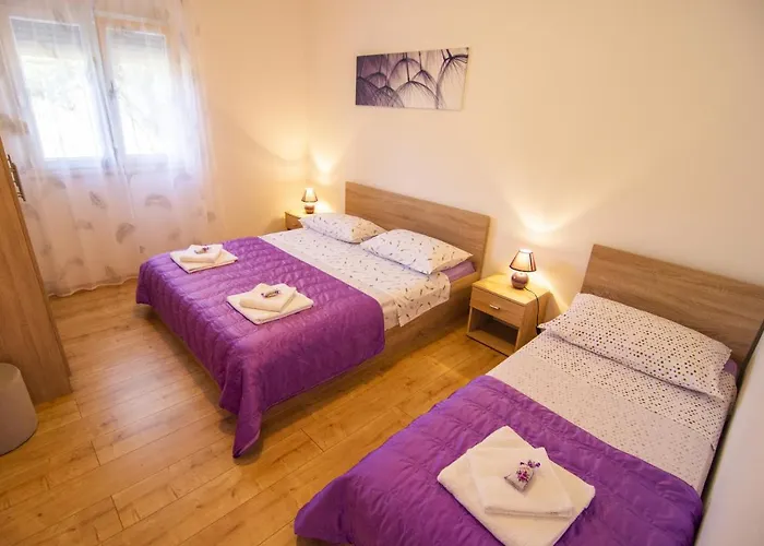 With A Swimming Pool Gustirna, Trogir - 11703