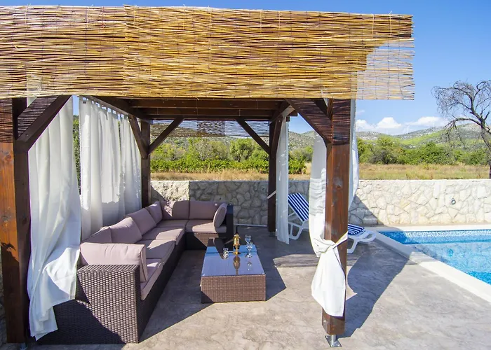 With A Swimming Pool Gustirna, Trogir - 11703 Lejlighed Marina